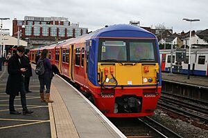 South West Trains 456006, Wimbledon (15894675838)