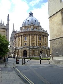 The Radcliffe Camera from the Bodleian end of Catte Street