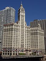Wrigley Building - Chicago, Illinois.JPG