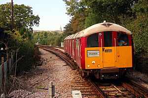 483008 at Smallbrook Junction in 2020