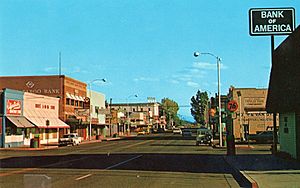 Southbound view of Route 395 (also known as Main Street) passing through Alturas in 1975