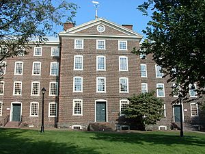 BrownUniversity-UniversityHall