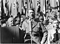 Bundesarchiv Bild 119-11-19-12, Adolf Hitler bei Ortsgruppenfeier der NSDAP Rosenheim