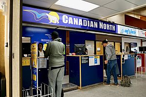 Canadian North check-in counter in Inuvik (Quintin Soloviev)
