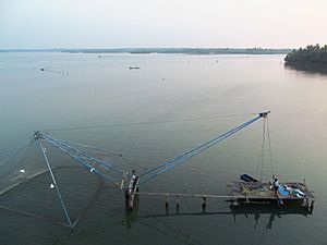 Chinese fishing net at Chavara Thekkumbhagom
