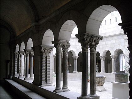 Cloisters-724