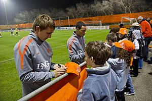 Van der Wiel: Professionalism in MLS '10 years ahead' of Europe