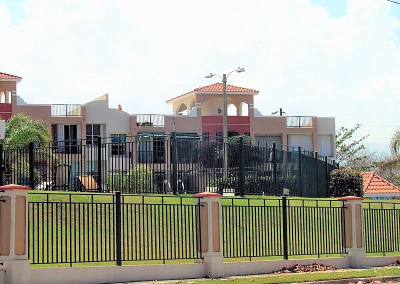 Image Homes in Islote, Arecibo, Puerto Rico