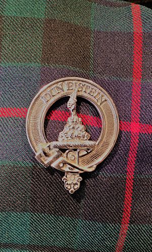 Morrison Badge and Hunting Tartan (Modern Colours)