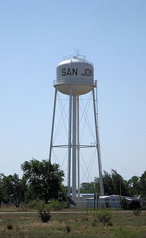 Water tower in San Jon