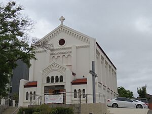 St Peter's Anglican Church, Victoria Park, March 2022 02
