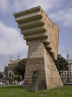 Standbeeld Plaça de Catalunya