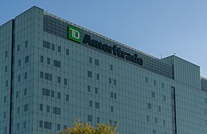 TD Ameritrade Headquarters Building - Omaha, Nebraska (29991488727).jpg