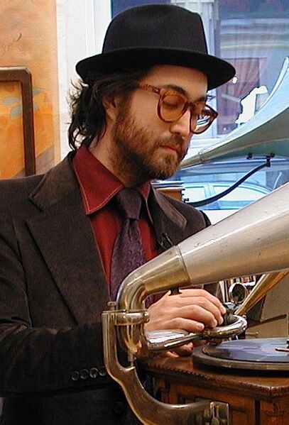 Tournage Interwiew Sean Lennon phonogalerie - 02 (cropped)