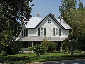 Whittier Hall Sept 2012 01