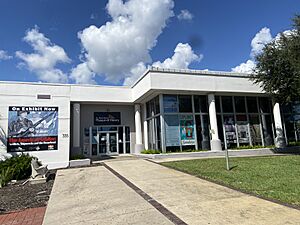 2024-Front entrance, St. Petersburg Museum of History, St. Petersburg, FL-02.jpg
