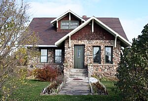 Arthyde Stone House 5500