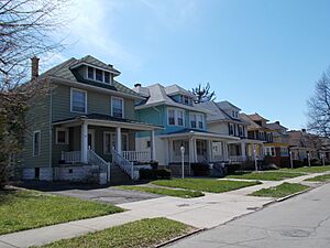 Blaine Ave Hamlin Park Historic District Apr 13