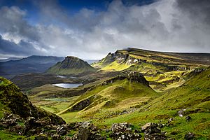 Blue is coming in Quiraing (14942990740)