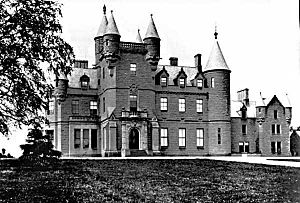 Castle Buchanan in late 1890's.jpg