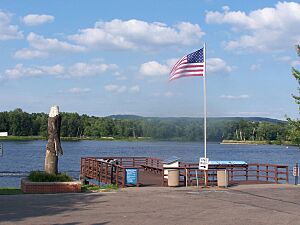 EagleWatch Eagle Observation Deck on the Mississippi Riverfront
