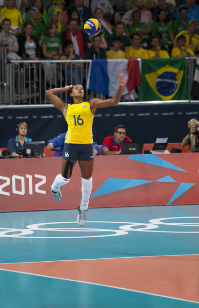 Fernanda Garay