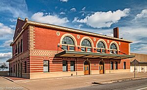 GulfColoradoSanteFeStation1 (1 of 1)
