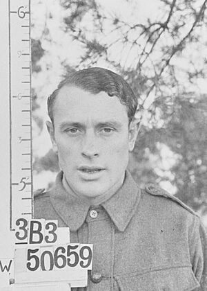 Haydn Bunton 1943