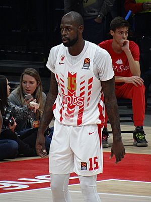 James Gist 15 KK Crvena zvezda EuroLeague 20191010 (1).jpg