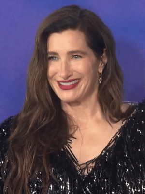 Kathryn Hahn Agatha All Along Premiere 01.png