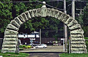 Lucasville, Ohio Cemetery Arch.jpg