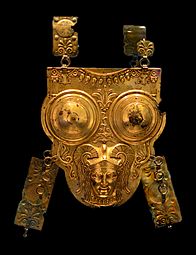 Punic gilded bronze cuirass AvL