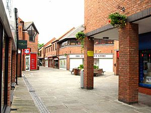 Selby, Market Cross - geograph.org.uk - 1372240