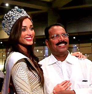Srinidhi Shetty with her father (cropped)