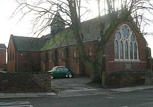 St Anne's Church - Wrenthorpe Road - geograph.org.uk - 670669