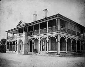 StateLibQld 1 124024 Gracious residence, Whytecliffe, at Albion, 1930