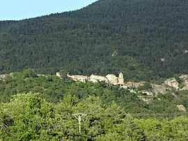 The old village of Beynes
