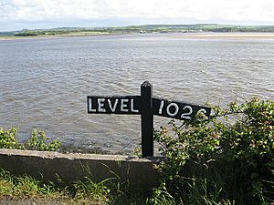 Across the Taw from the South West Coast Path - geograph.org.uk - 1331209