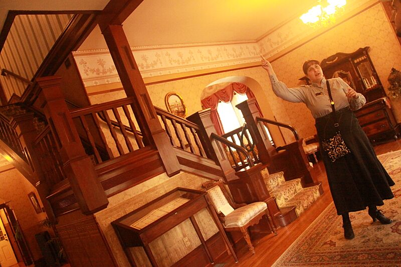 Camarillo downstairs