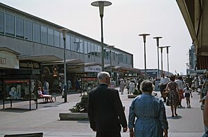 Harlow shopping centre June 1963 01