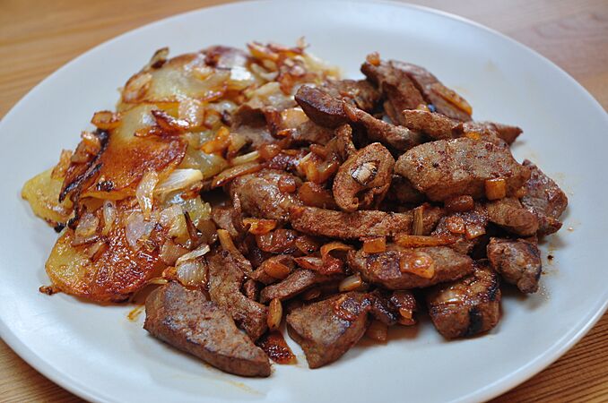 Higado encebollado
