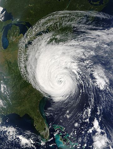 Hurricane Isabel 18 sept 2003 1555Z.jpg