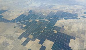 Kern-County-farms-and-california-aqueduct-Aerial-from-west-August-2014