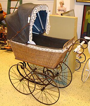 Kinderwagen, historisch