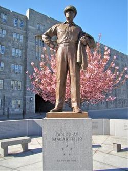 MacArthur Statue at West Point April2010.jpg