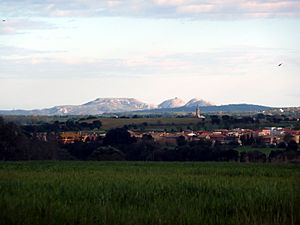 Borrassà, with Montgrí in the background