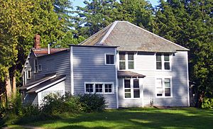 Owl's Nest, Dunhams Bay, NY