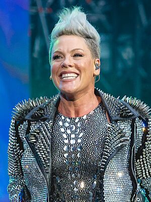 Pink (singer) Facts for Kids
