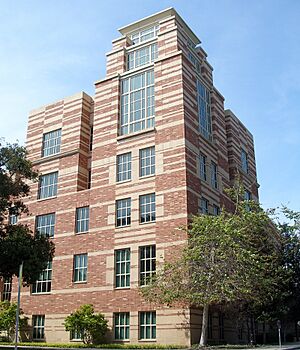 UCLA School of Law library tower 2 (cropped)