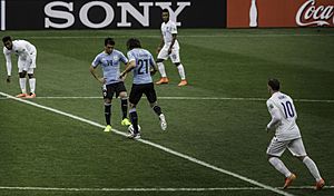 Uruguay can still beat anyone even without Suárez! - 140619-6403-jikatu (14333242217)
